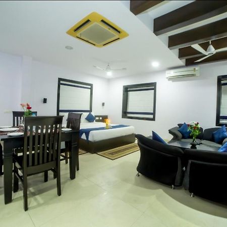 Hill View Begumpet Acomodação com café da manhã Hyderabad Exterior foto